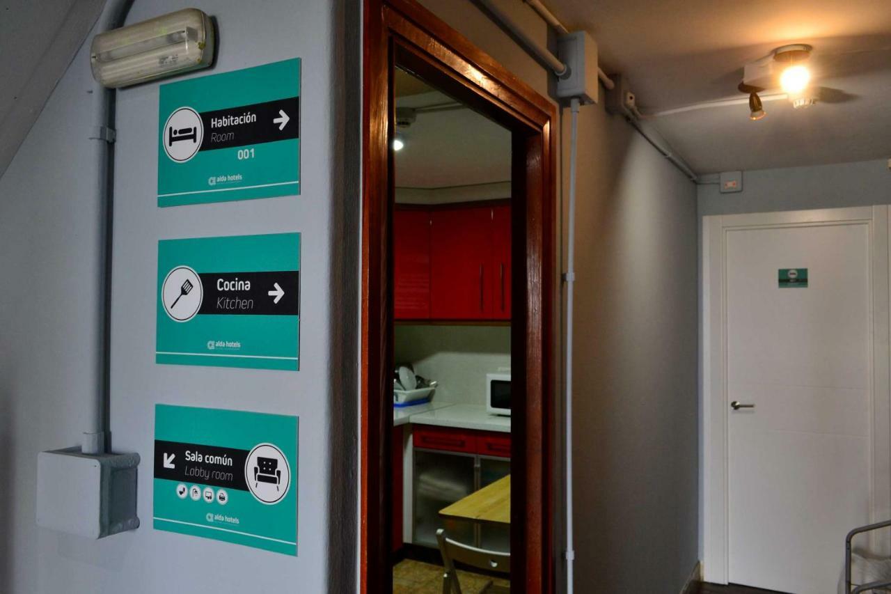 Albergue O Fogar De Teodomiro Santiago de Compostela Luaran gambar